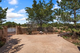 12 Estancia Court